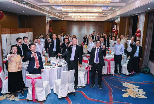 策马扬鞭启新程，万马奔腾铸辉煌——广东珠江典当行2026年高质量发展大会暨开工誓师大会圆满举行